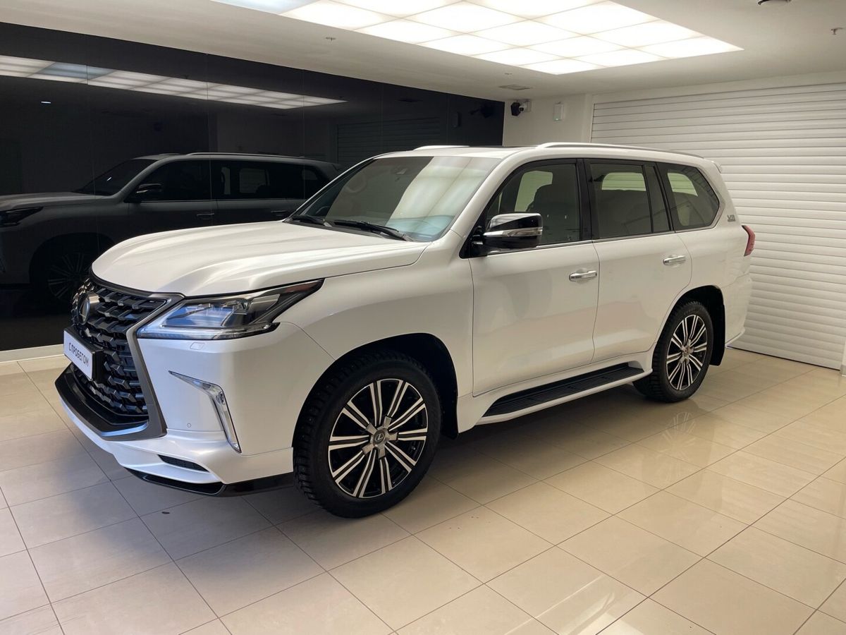 Lexus LX