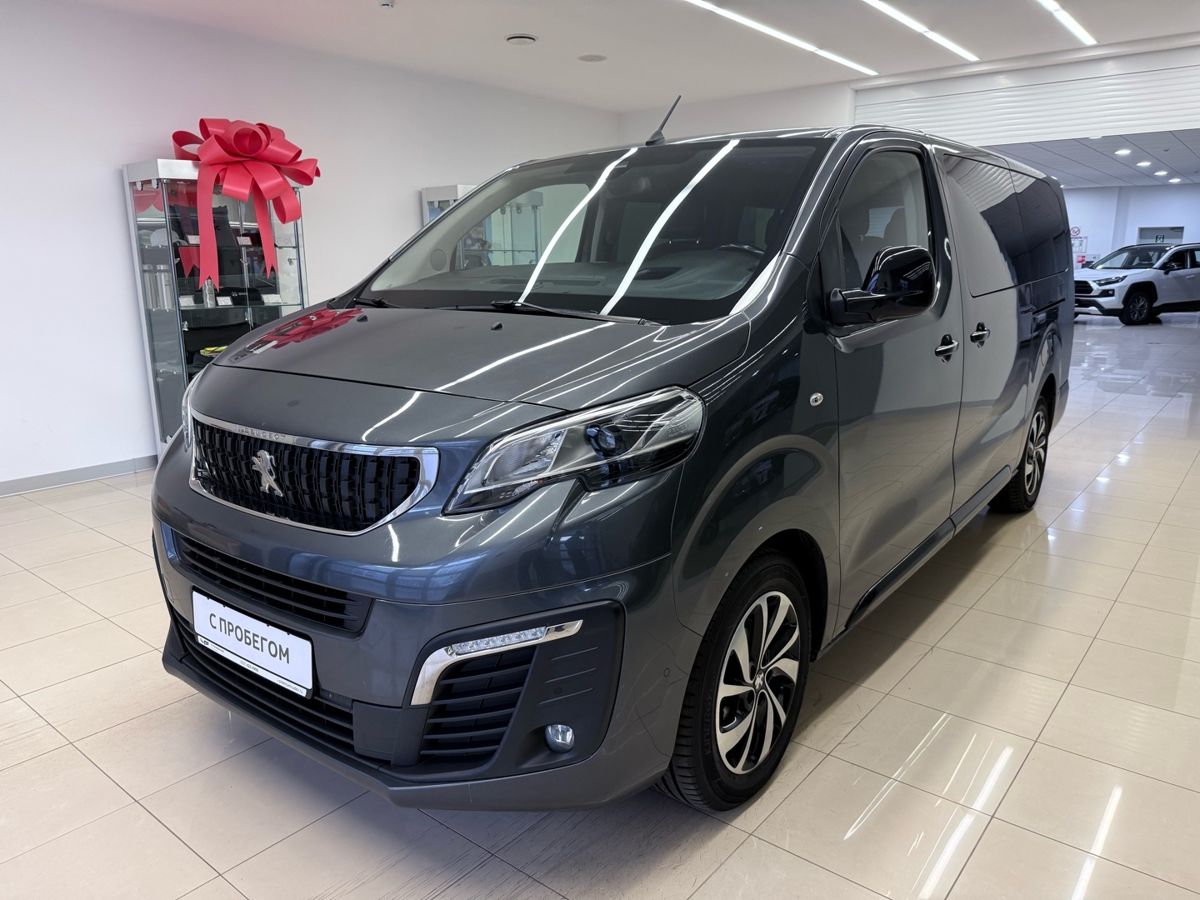 Peugeot Traveller