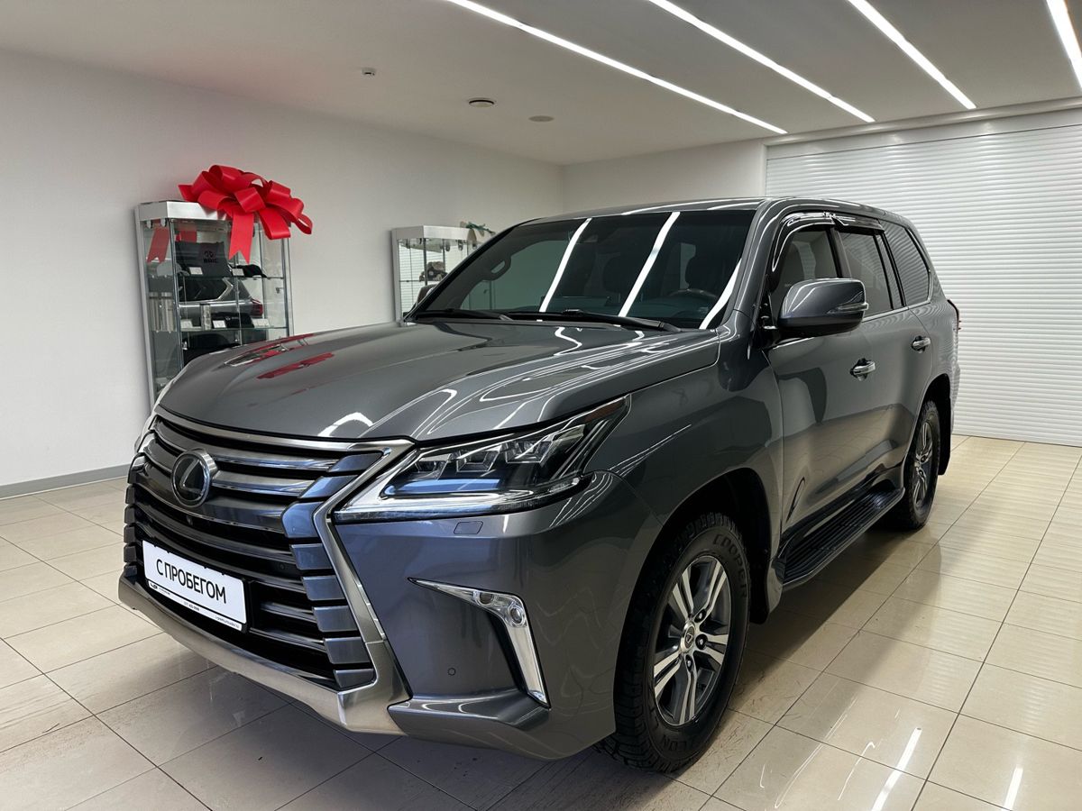 Lexus LX