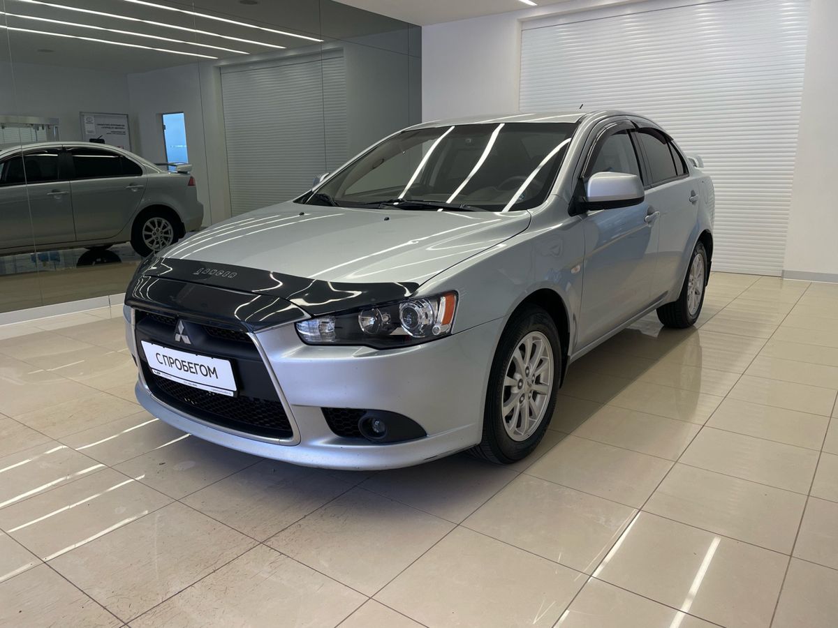 Mitsubishi Lancer